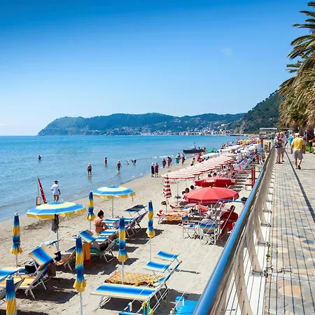 Viola Mare 50m From The Sea - Happy * Alassio